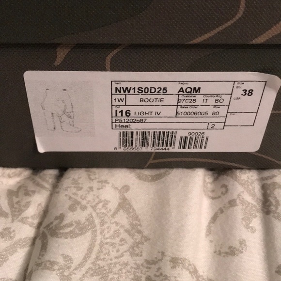 Valentino Garavani Panther Leather 90mm Bootie - Picture 3 of 8